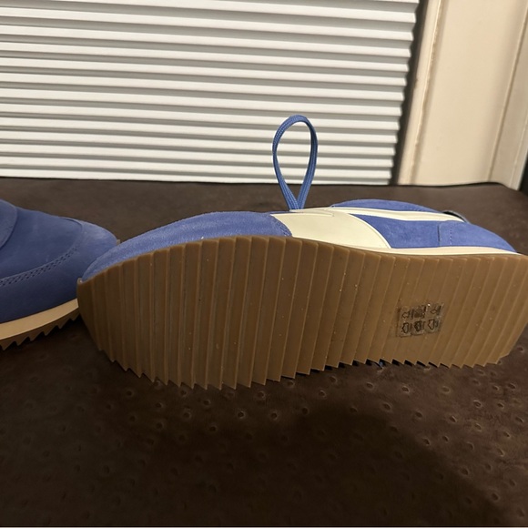 Rag and Bone sneakers new with out tag or box. - Picture 2 of 2